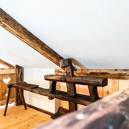 Kamzik Deluxe Apartment