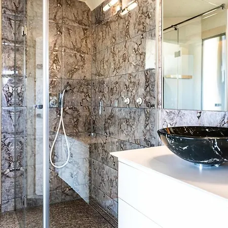 Kamzik Deluxe Apartment *